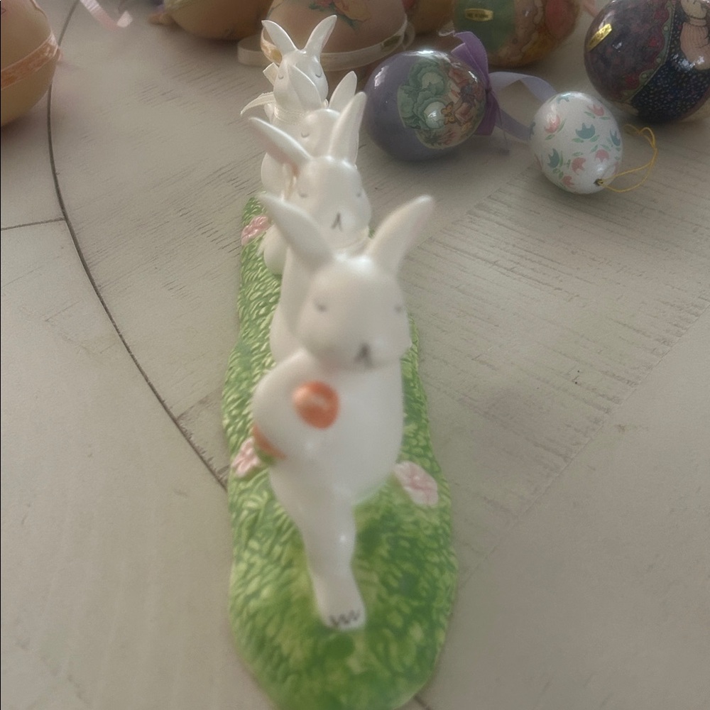 Dept 56 Easter Hunny holding hands ceramic figurine